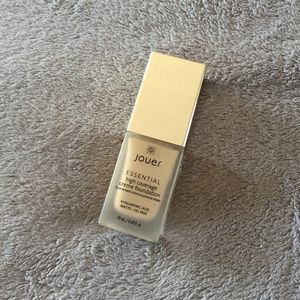 JOUER Essential High Coverage Creme Foundation